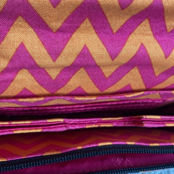 🩷🧡VERA BRADLEY🩷🧡Your Turn Smartphone Wristlet in Ziggy Zinnia/NWT - Picture 5 of 5